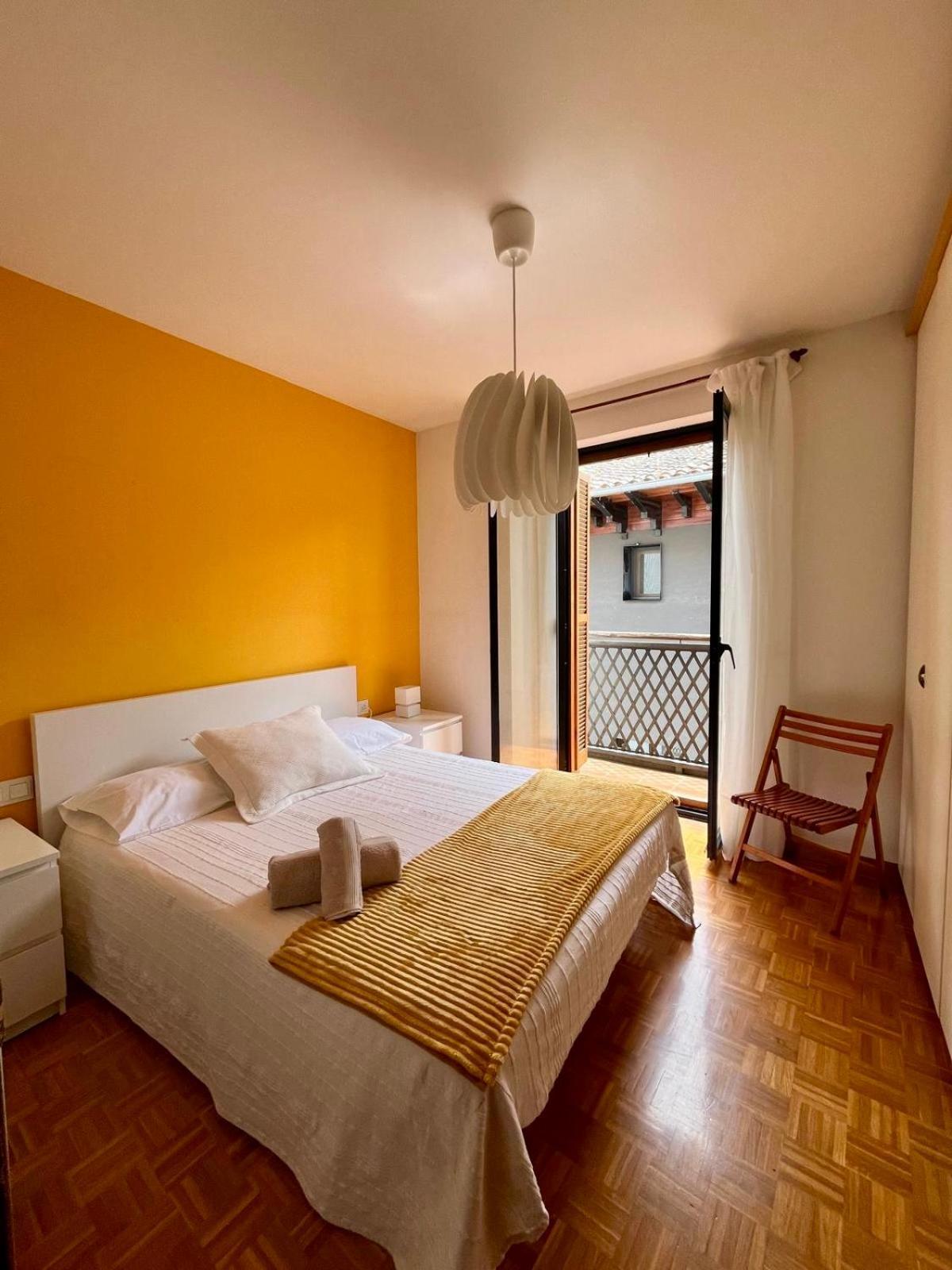Encantador Apartamento En Estella-Lizarra Luaran gambar